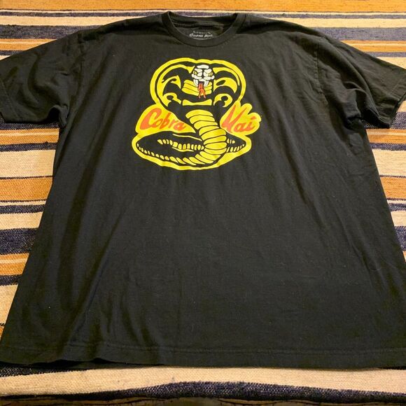 Other - Cobra Kai T-shirt 2XL Black Logo Graphic Bioworld Cotton